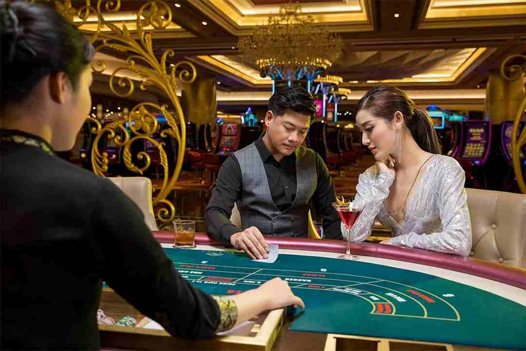 Golden Sand Hotel and Casino - Tụ điểm đẳng cấp, sang trọng