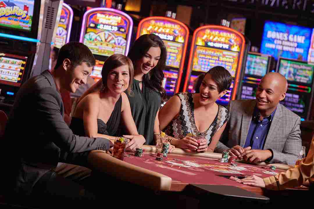Good Luck Casino & Hotel phục vụ chuyên nghiệp